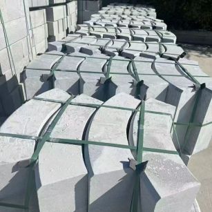 锦州 芝麻灰弧形路沿石