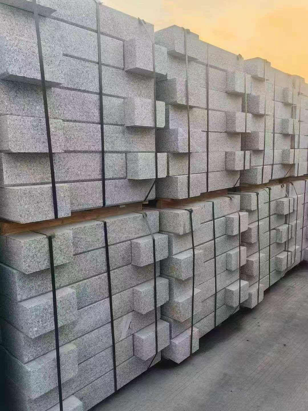 锦州 芝麻白路沿石