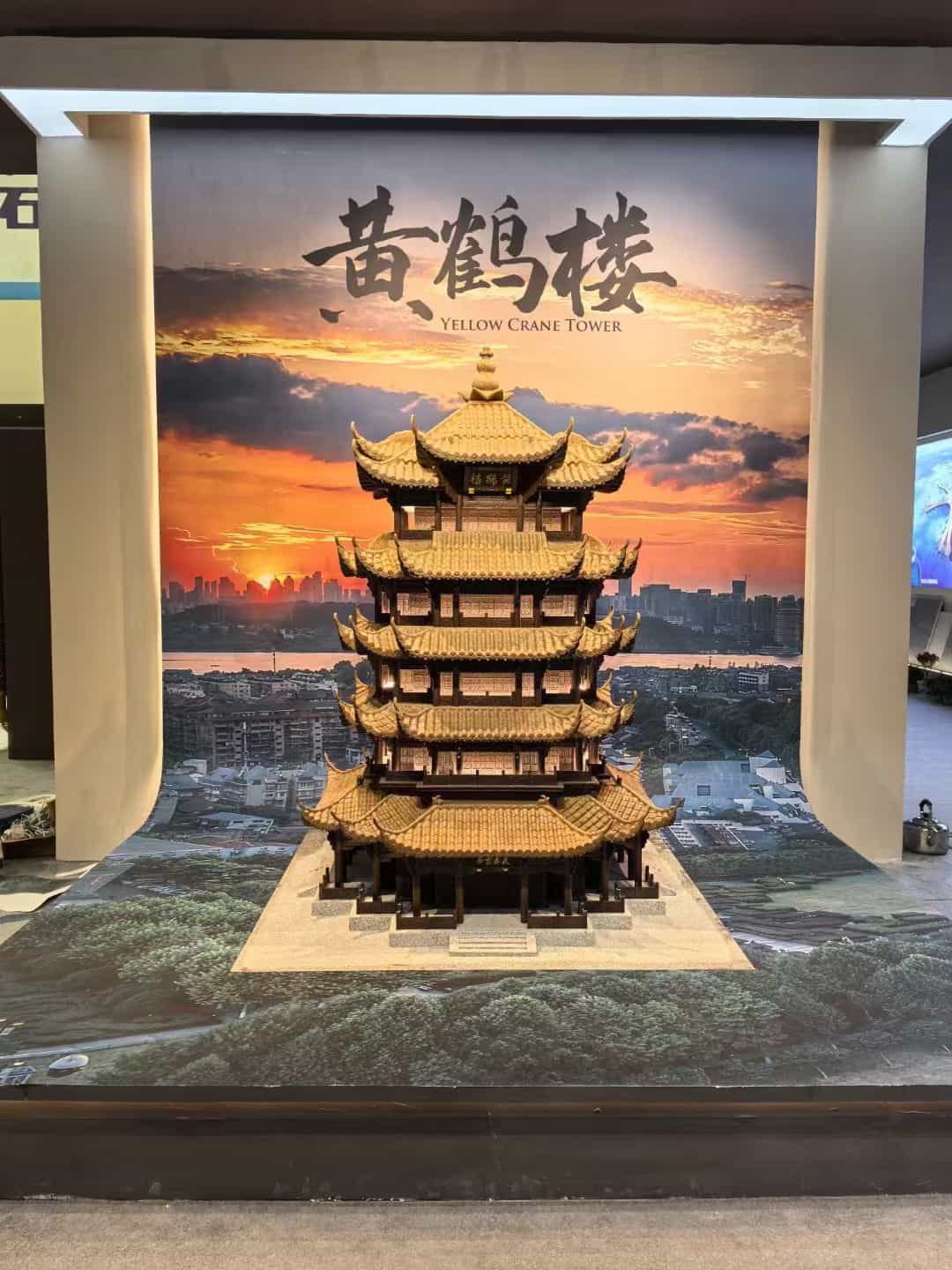 锦州仿古石文创作品-黄鹤楼