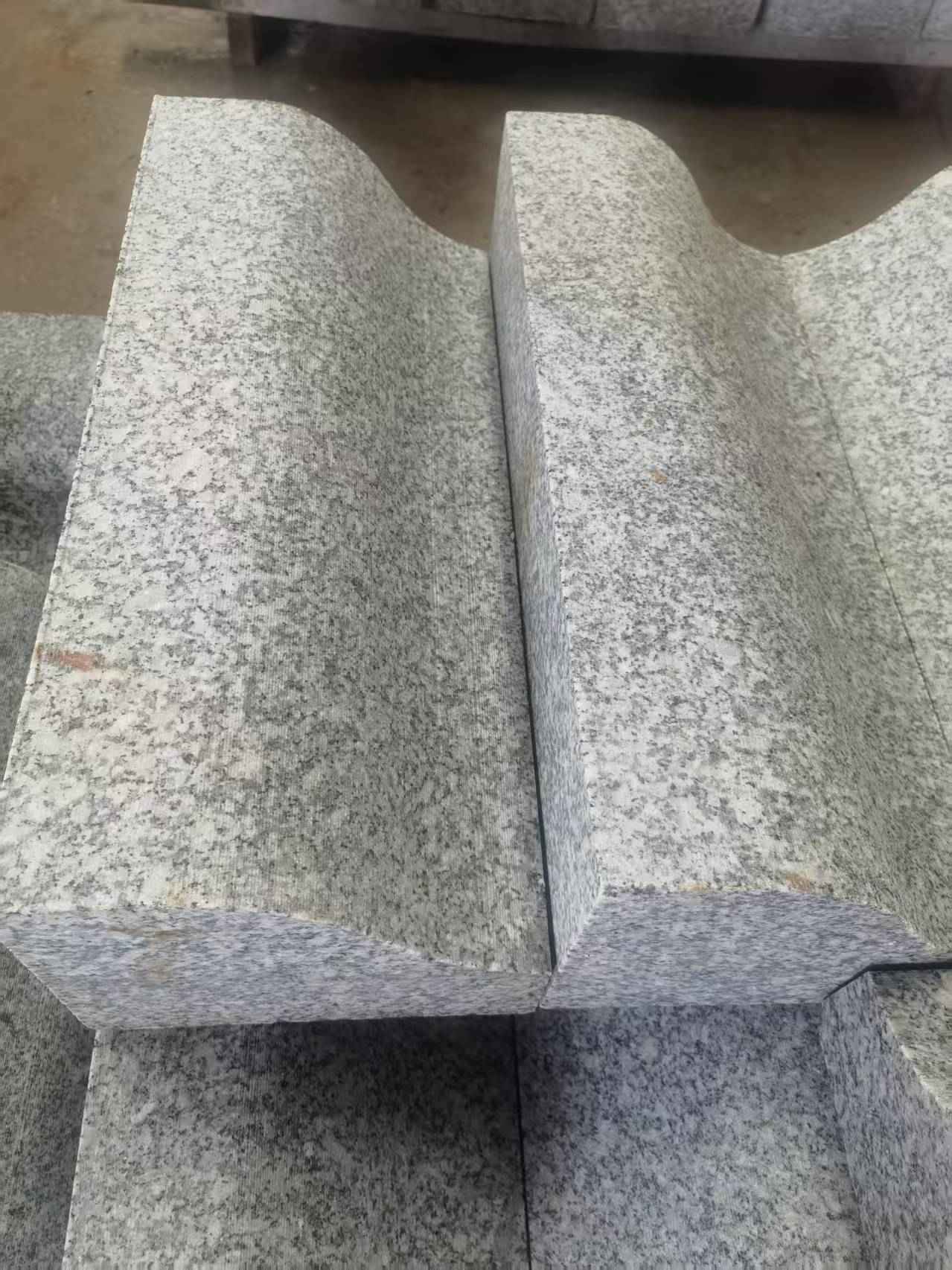 锦州芙蓉白S型拉丝面路沿石