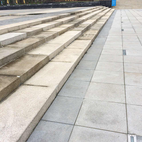 锦州芝麻灰、芝麻黑石材在市政广场的应用